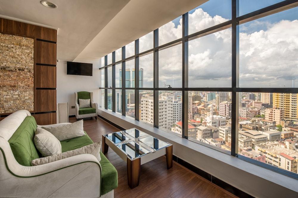 Golden Tulip Dar Es Salaam City Center Hotel Екстер'єр фото