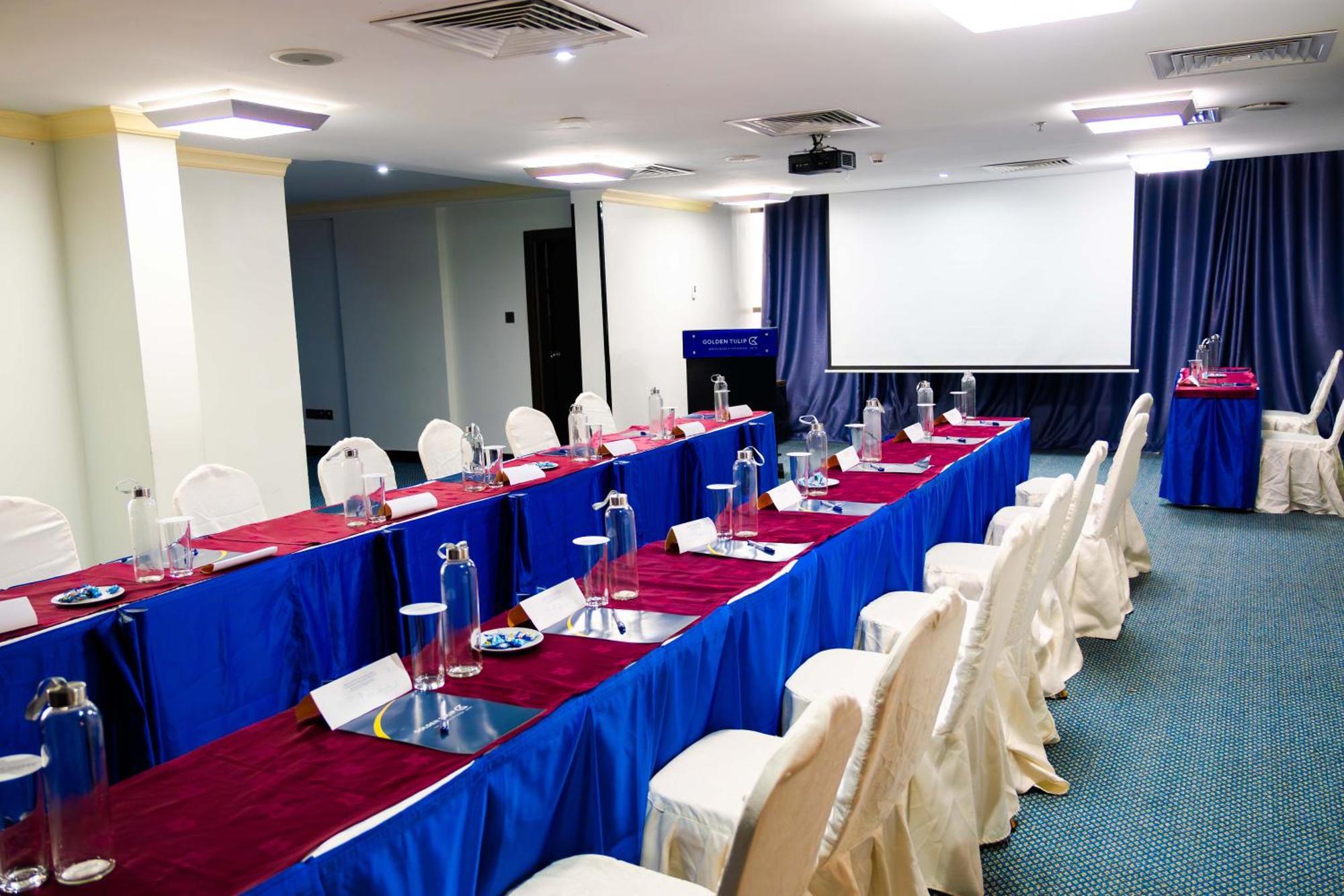 Golden Tulip Dar Es Salaam City Center Hotel Екстер'єр фото